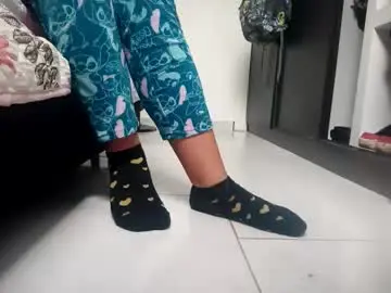 Chaturbate Free Live Porn of monalia17