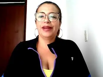 Chaturbate Watch Live Sex Cams of rossanalionheart