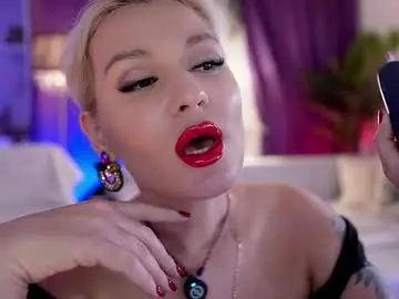 Chaturbate Sex Chat of divine_kim