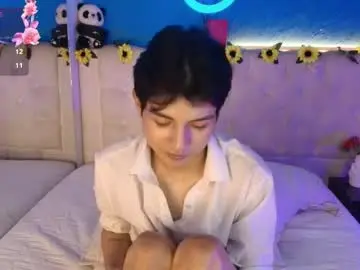 Chaturbate Nude Webcam of ale_aurarashi