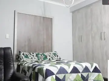 Chaturbate Best live sex cam show of fatherfly001