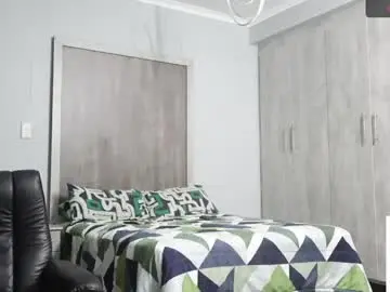 Chaturbate Live Porn of fatherfly001