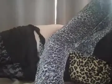 Chaturbate Live Sex Cam of nightcaps14