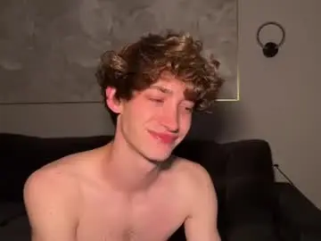 Chaturbate Live Sex of aronyou_win