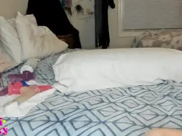 Chaturbate Free Porn Cam of lilmamidaisy