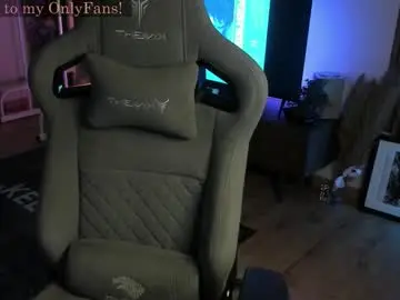 Chaturbate Free Porn Cam of oliverrgroove