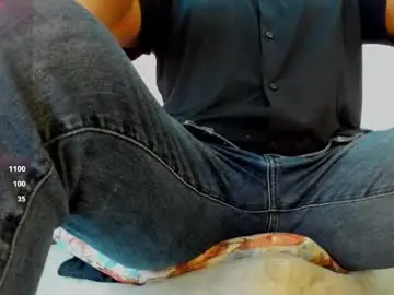 Chaturbate Sex Cam of masterdickjuicy