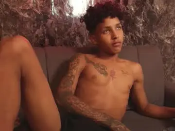 Chaturbate Live Porn of noah_smith77