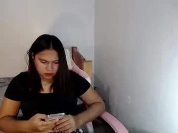 Chaturbate Watch Live Sex Cams of hugecock_in_townx