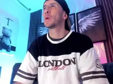 Chaturbate Best live sex cam show of milanwhite_