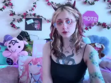 Chaturbate Nude Webcam of _devilbaby