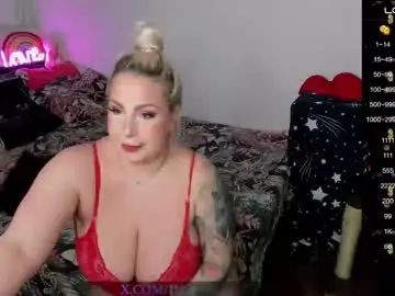 Chaturbate Live Sex Cam of denisiarocks