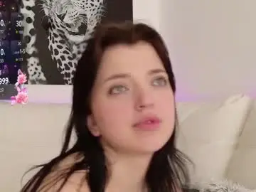 Chaturbate Sex Cam of emmy_mouse