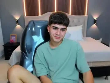 Chaturbate Free Live Porn of tommy18__