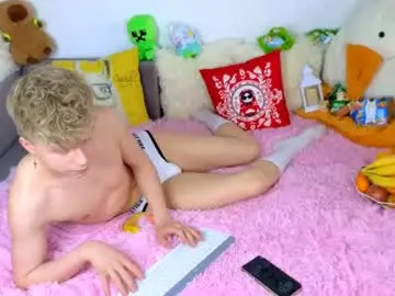 Chaturbate Watch Live Sex Cams of landel_boy