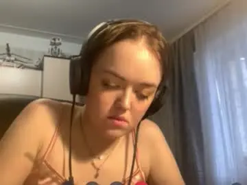 Chaturbate Free Porn Cam of mckenziemoitoza