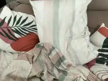 Chaturbate Watch Live Sex Cams of suzysummerrrrrrrrr