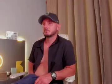 Chaturbate Nude Webcam of damonsantos