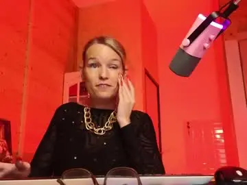 Chaturbate Free Porn Cam of findom_lady_shine