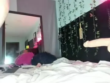 Chaturbate Live Sex Cam of maddi_avalon