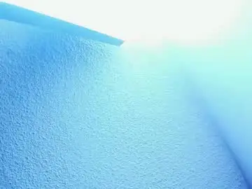 Chaturbate Live Sex Cam of magic_ivone