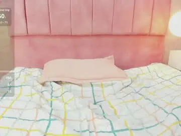 Chaturbate Free Porn Cam of magic_ivone