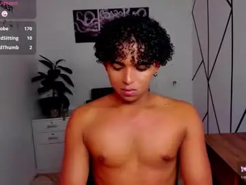 Chaturbate Live Sex Cam of noah_smith04