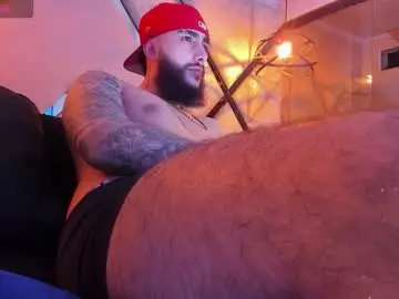 Chaturbate Watch Live Sex Cams of santiagohincapiie