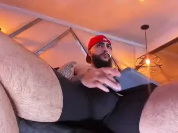 Chaturbate Sex Chat of santiagohincapiie