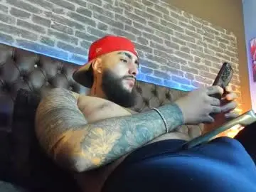 Chaturbate Adult Webcams of santiagohincapiie