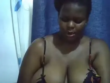 Chaturbate Live Sex Cam of trendybootie