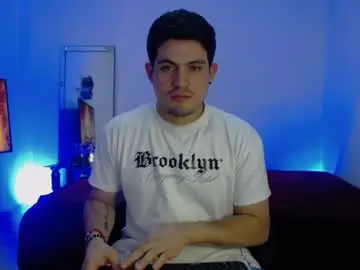 Chaturbate Live Sex Cam of william_steel_