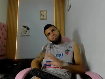 Chaturbate Watch Live Sex Cams of adri_sexboy229