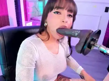 Chaturbate Adult Video Chat of miiaamonroee