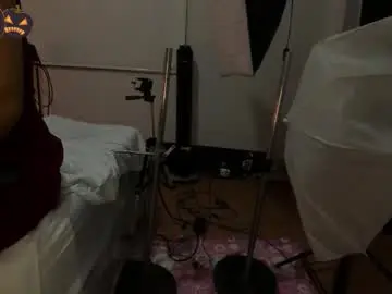 Chaturbate Watch Live Sex Cams of valeriee_lya