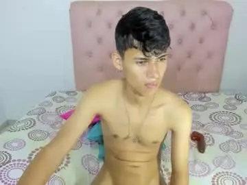 Chaturbate Free Porn Cam of asbeell_grigory