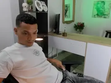 Chaturbate Live Sex of brian_waller