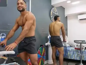 Chaturbate Live Porn of emilio_brandon