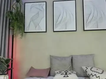 Chaturbate Live Sex Cam of lia_montclair