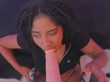 Chaturbate Sex Cam of camilafoox7