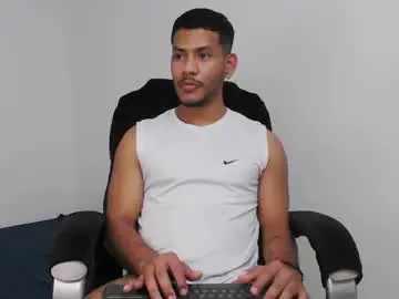 Chaturbate Nude Webcam of damiann_rees