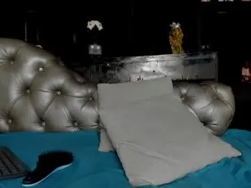 Chaturbate Best live sex cam show of isaac_collins_