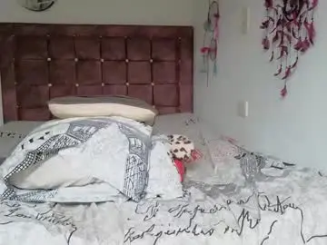 Chaturbate Best live sex cam show of lexa_bulls1