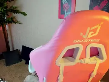 Chaturbate Live Sex Cam of lina_reeds