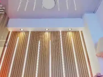 Chaturbate Best live sex cam show of lunamillers_