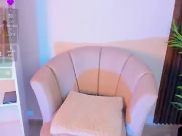 Chaturbate Live Sex Cam of mia_jonnes18