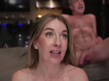 Chaturbate Sex Cam of blondefoxsilverfox