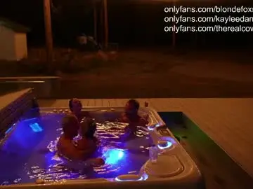 Chaturbate Live Sex of blondefoxsilverfox
