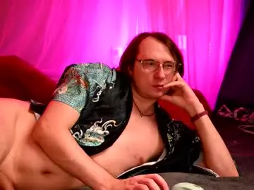 Chaturbate Live Sex Cam of claudia_and_elon