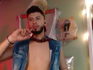 Chaturbate Best live sex cam show of colby_smit